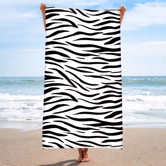 Großhandel Mikrofaser-Strandtuch, schnell trocknendes, wasser- und sandfreies Strandtuch mit Logo, individuell bedrucktes Baumwoll-Werbe-Strandtuch und Geschenk-Badetuch