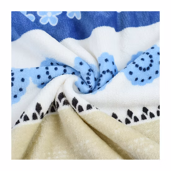 Zopfstrickdecke mit Punkten für Babys